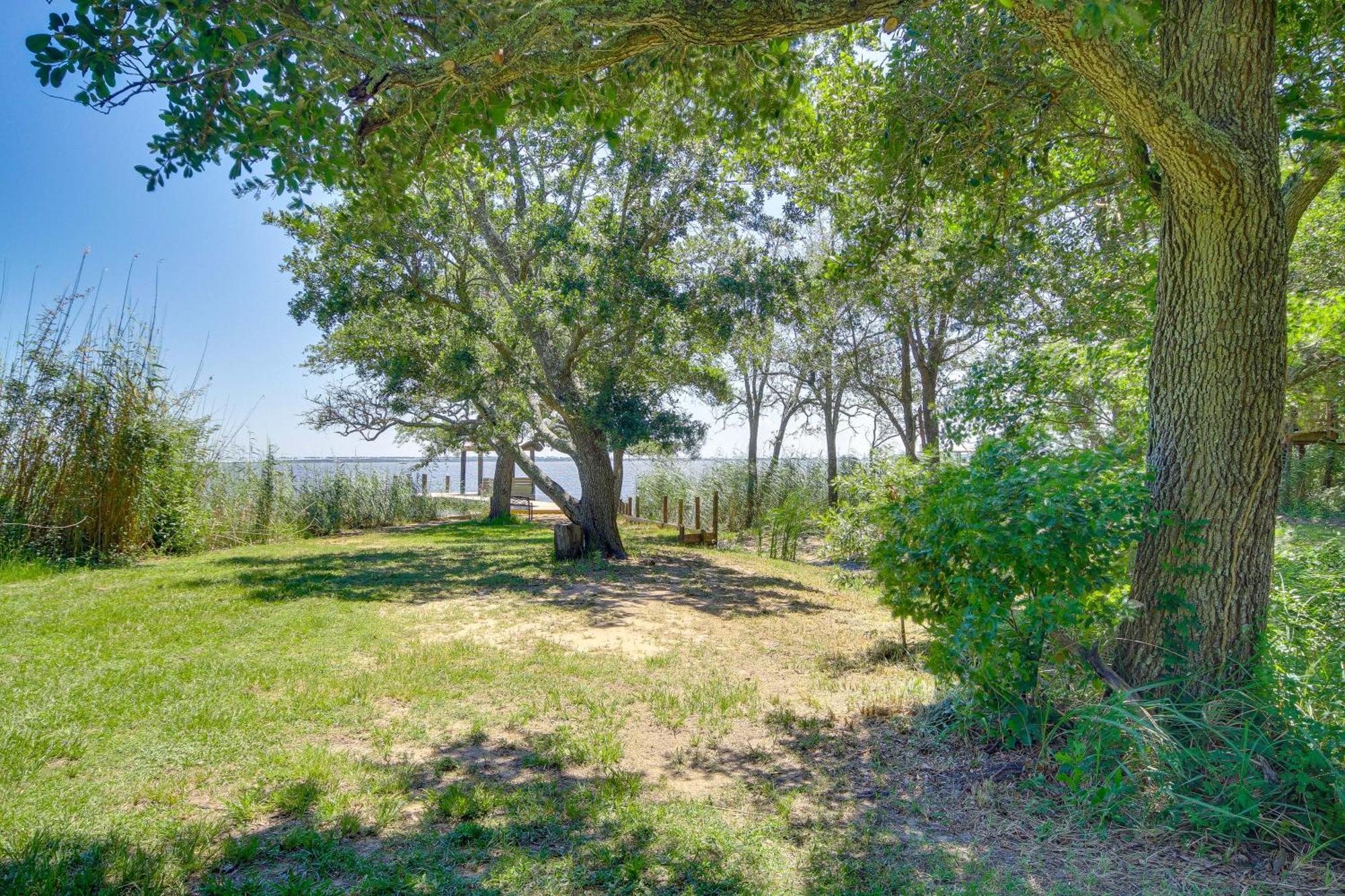 Historic Biloxi Bay Cottage With Beautiful View أوشن سبرينغز المظهر الخارجي الصورة